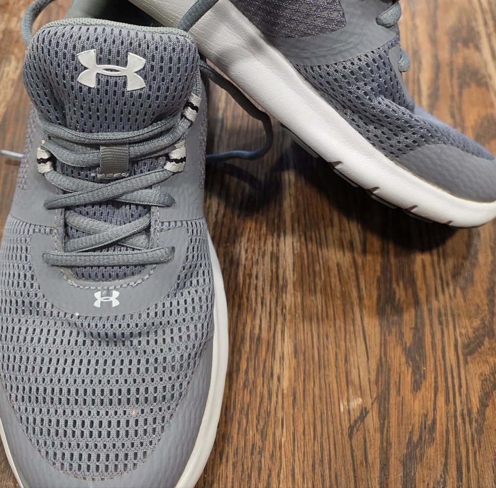 Under Armour Gray "Tennies" Size 8